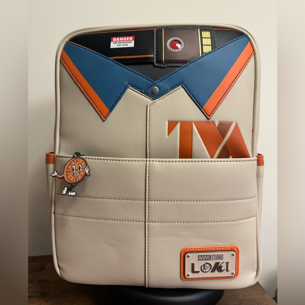 Loki TVA Backpack - Loungefly - Marvel Studios Hard Tag